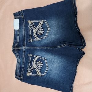 Hydraulic Plus Size Women's Mid-Rise Shorts